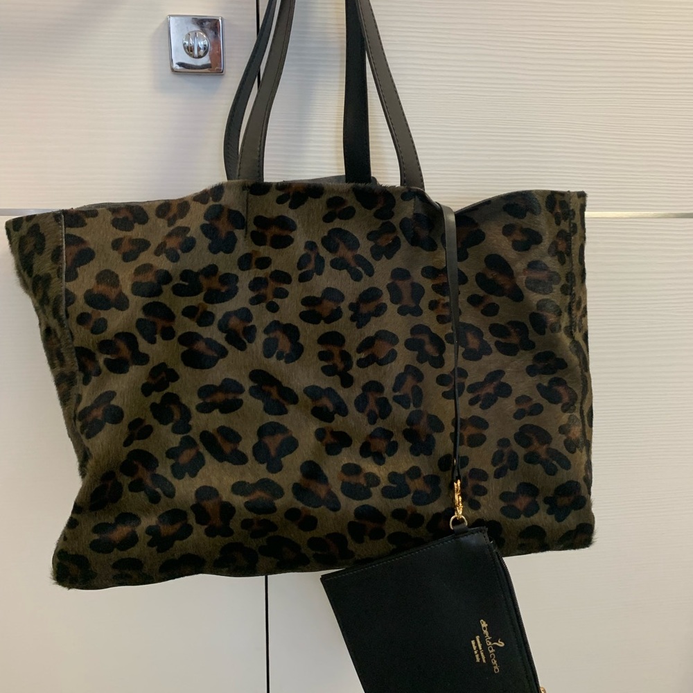 Alberta di Canio Genuine Leather Green Calf Hair Tote - Picture 4 of 16